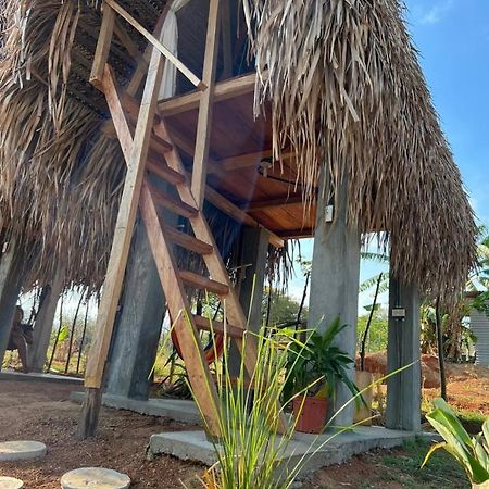Sasy Tipis Hotel ซานตากาตาลีนา ภายนอก รูปภาพ